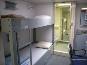 fifth wheel bed bunk